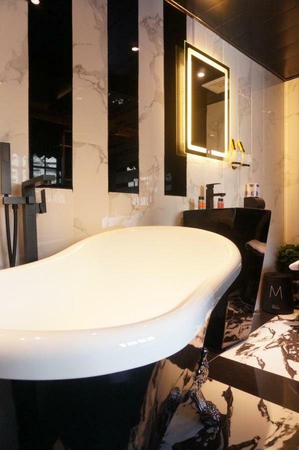 Star City Hotel Hong Kong Dış mekan fotoğraf