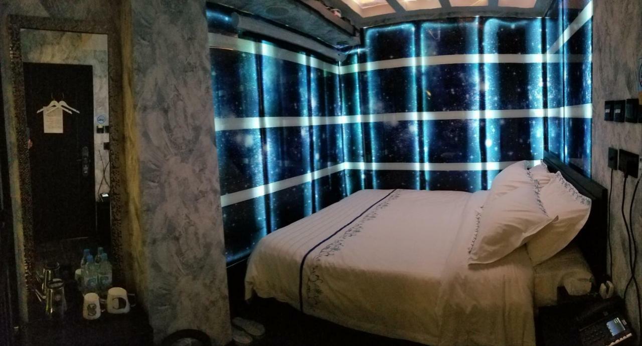 Star City Hotel Hong Kong Dış mekan fotoğraf