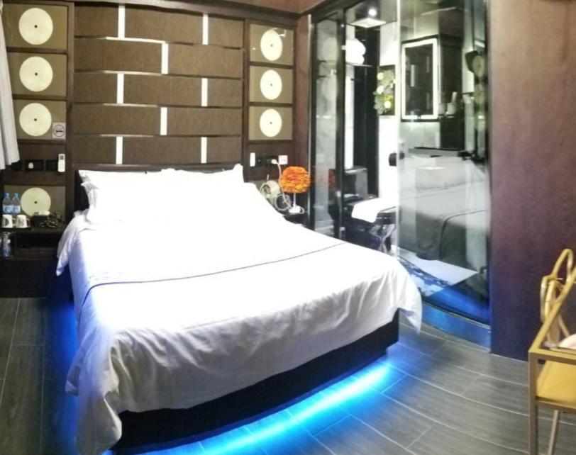Star City Hotel Hong Kong Dış mekan fotoğraf